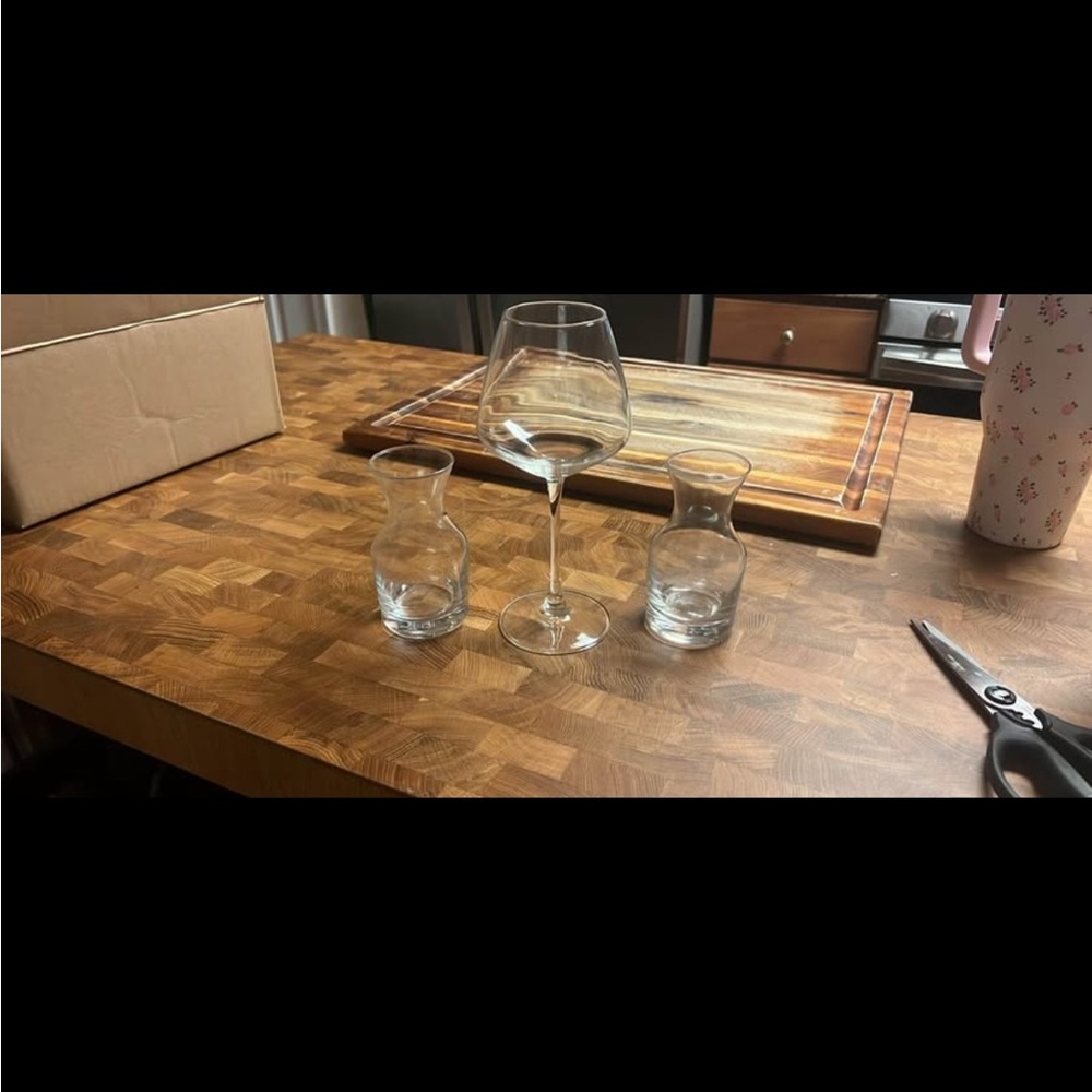 Elegant Clear Wine Decanter Glass Set